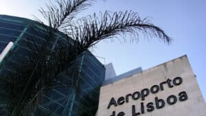 Des condamnés fiscaux qui ont détourné des biens perdus à l'aéroport de Lisbonne