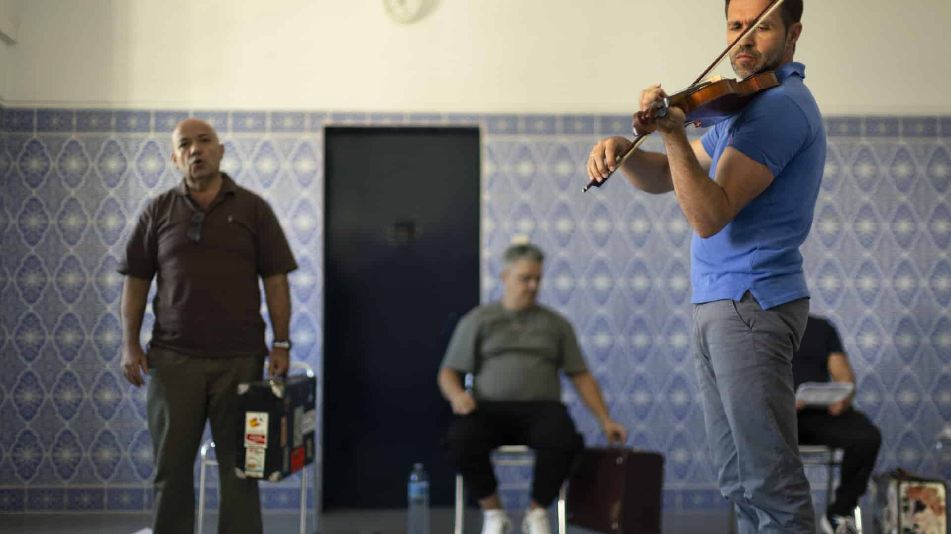Des prisonniers de Vila Real donnent vie à la pièce 'Sans destination' sur la liberté