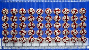 Deuxième et troisième (excellents) prix de l'Euromillions tombent au Portugal.