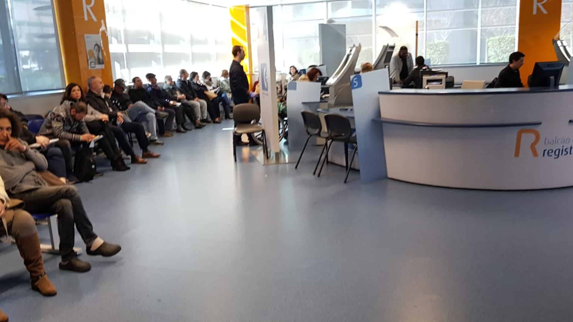 Guichets de Lisbonne et de Porto renforcés pour accélérer les demandes de nationalité.