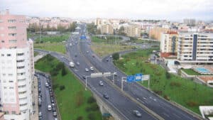 Incendie dans la zone d'Ameixoeira oblige à couper l'axe Nord-Sud