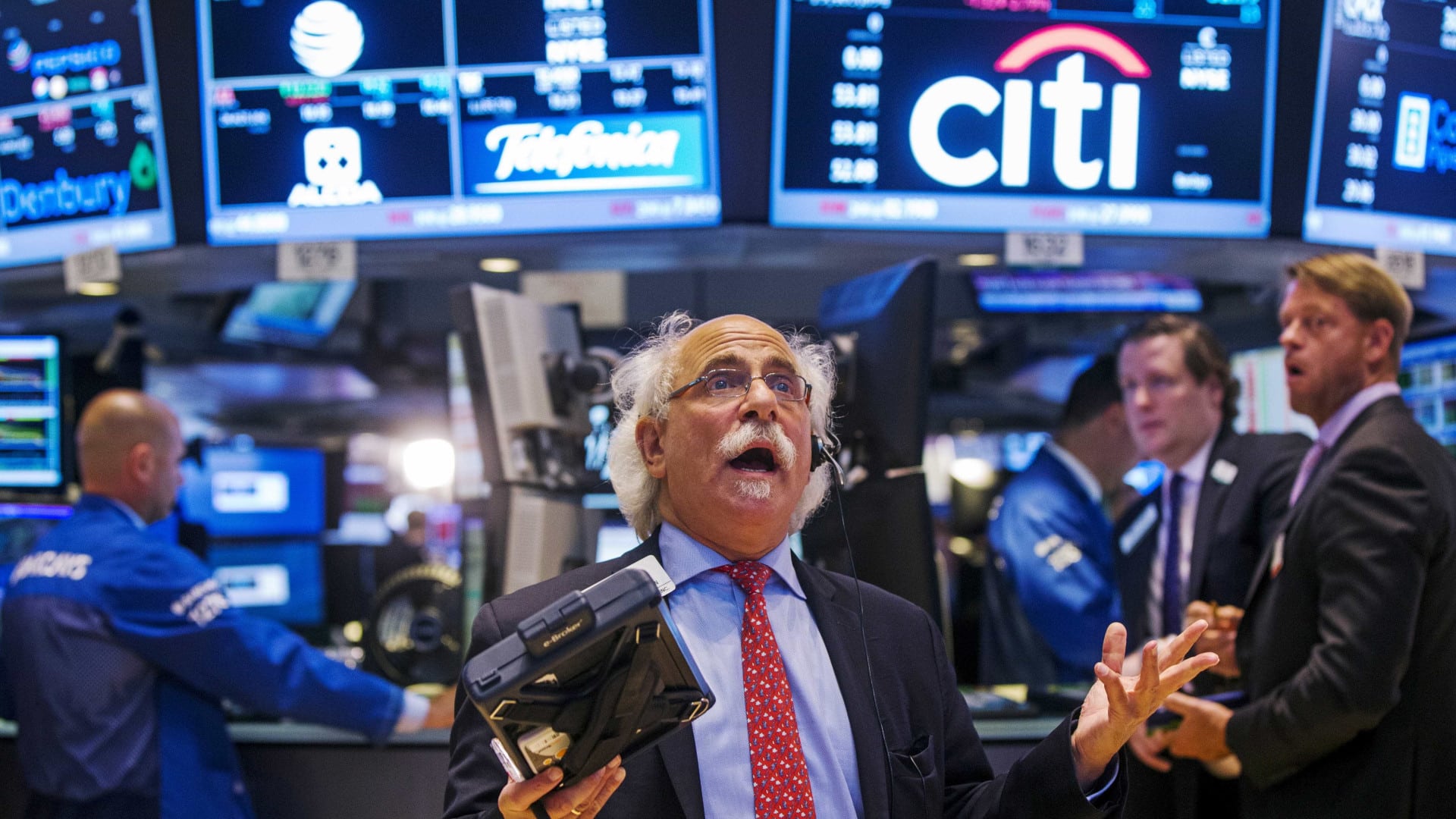 La Bourse de New York ouvre dans le 'vert'.