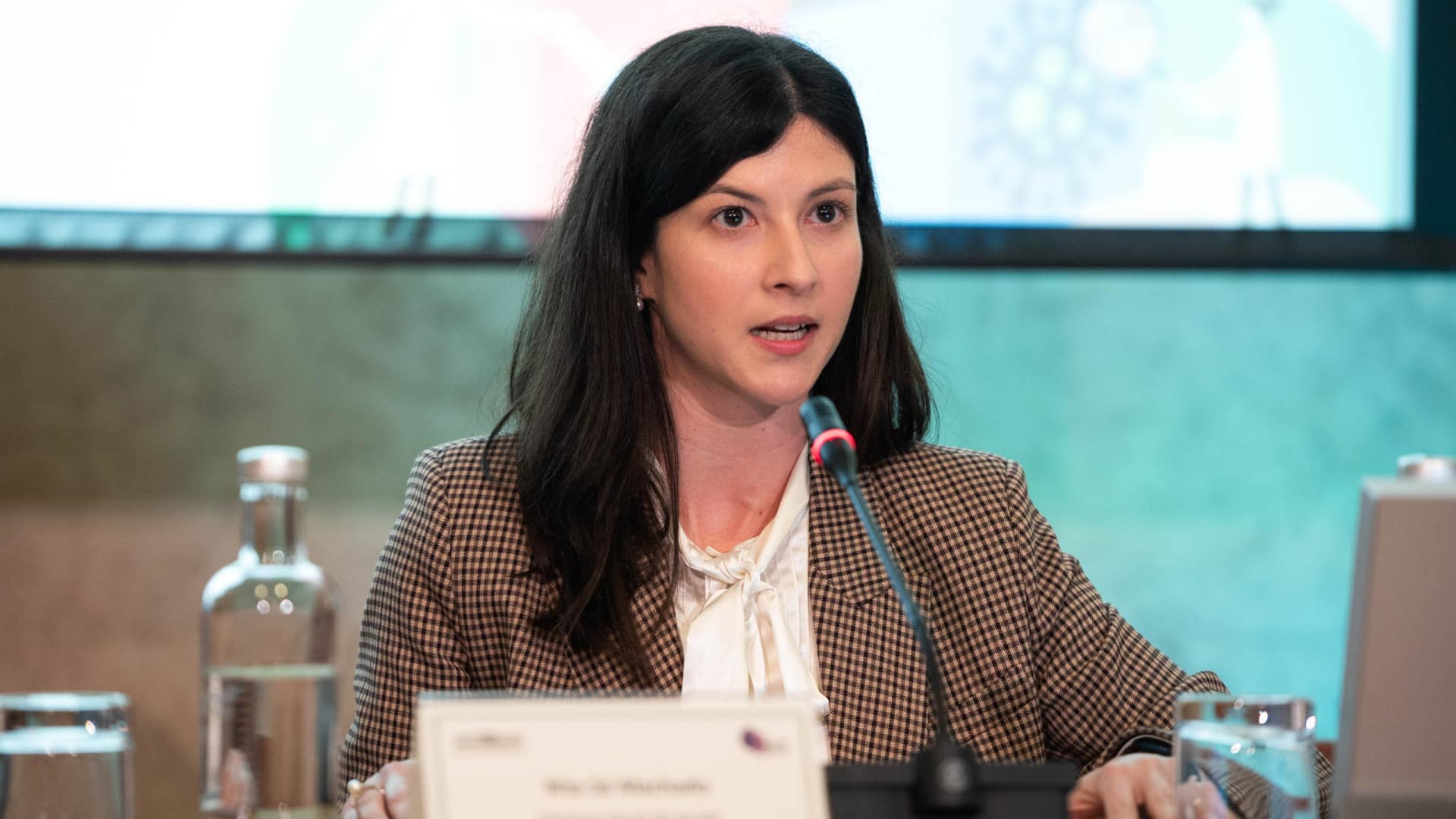 La DGS aligne la stratégie avec Madère pour la mise en œuvre des plans de santé.