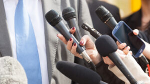 La ERC doit regarder "simultanément vers le passé et le présent".