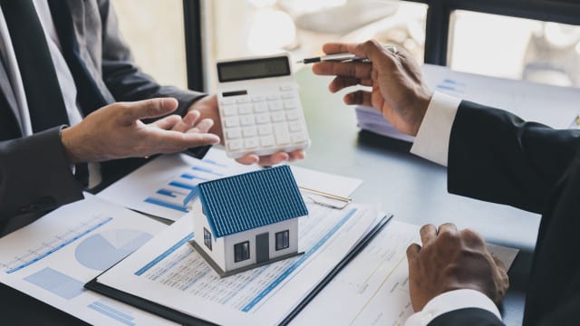 "La location est une folie parfaite. C'est une maison pour 20 clients."