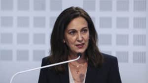 La ministre refuse "d'interférer dans la discussion" entre les procureurs en grève et le PGR