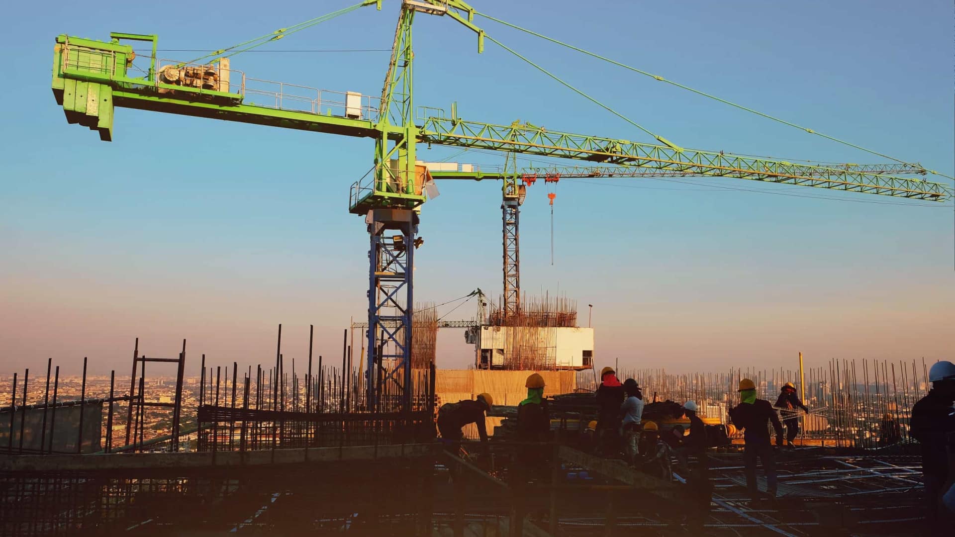 La production dans la construction progresse dans l'UE et le Portugal enregistre la 3ème plus forte hausse.