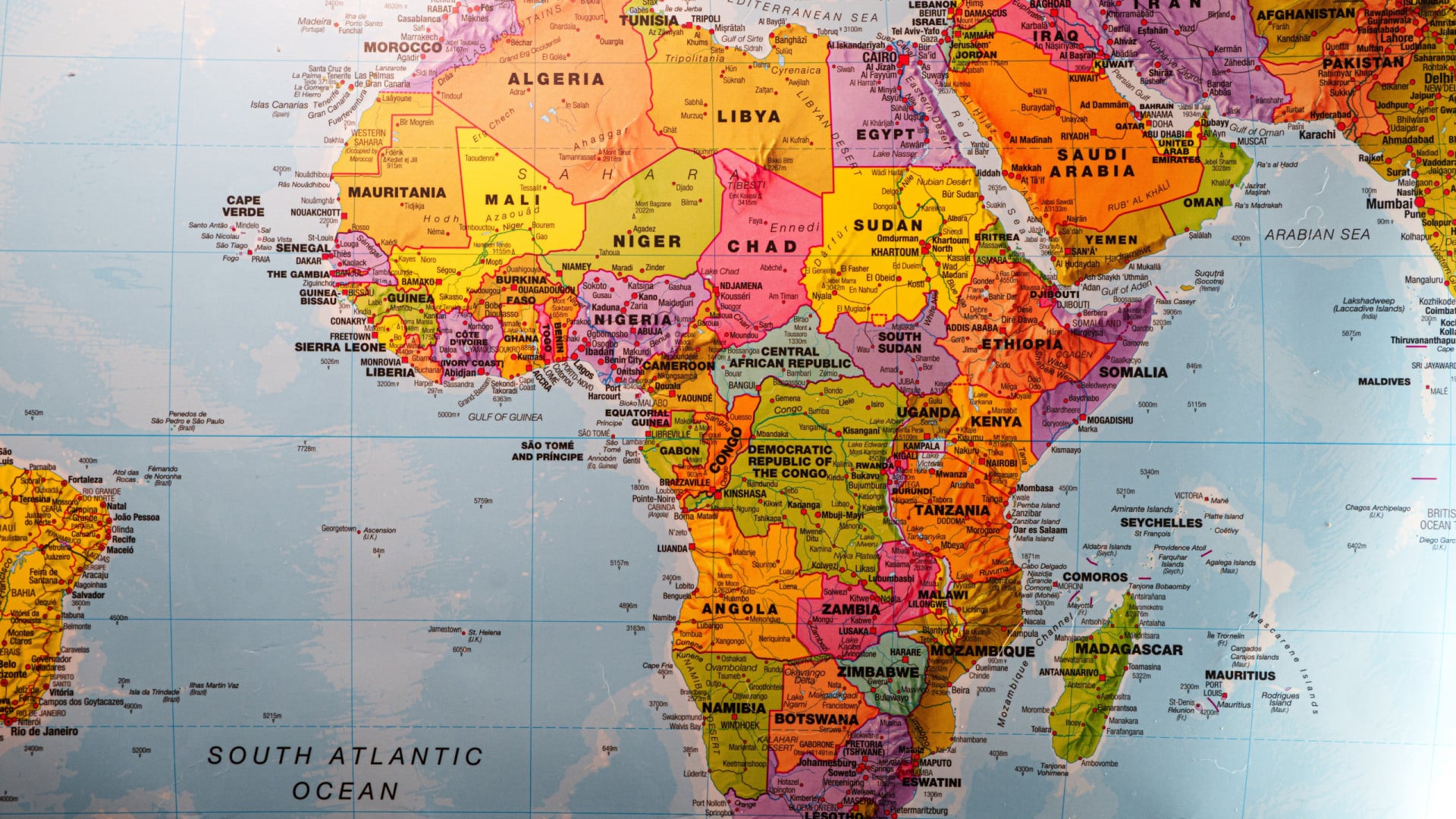 L'Afrique australe est la "ligne de front" de la compétition entre les États-Unis et la Chine.