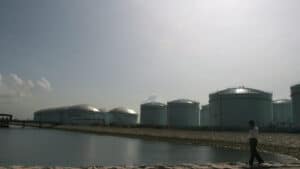 Le Brent augmente de 2,51 % et termine la semaine au-dessus de 70 dollars par baril.