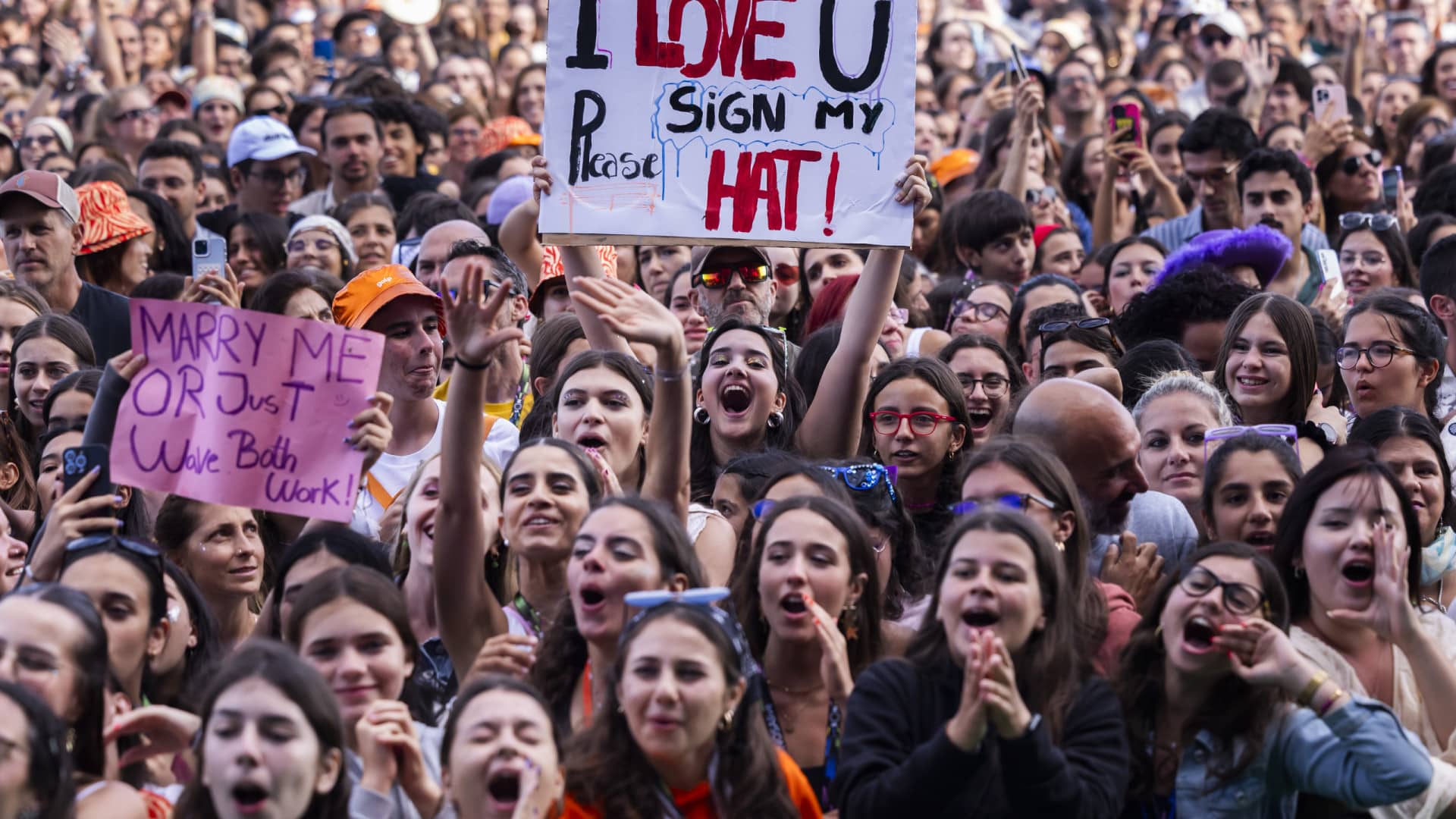 Le festival Alive aujourd'hui est pour les femmes et la 'coupable' est Olivia Rodrigo.