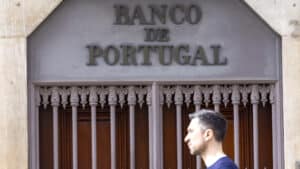 Le gouvernement demande un audit à l'IGF sur le nouvel immeuble de la Banque du Portugal.