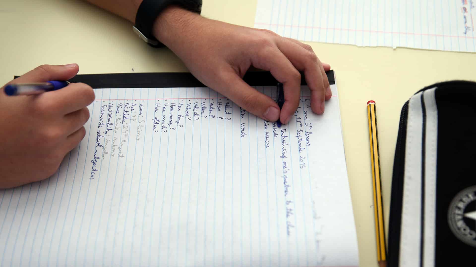 Le gouvernement veut réduire les mobilités pour que les professeurs retournent dans les écoles.