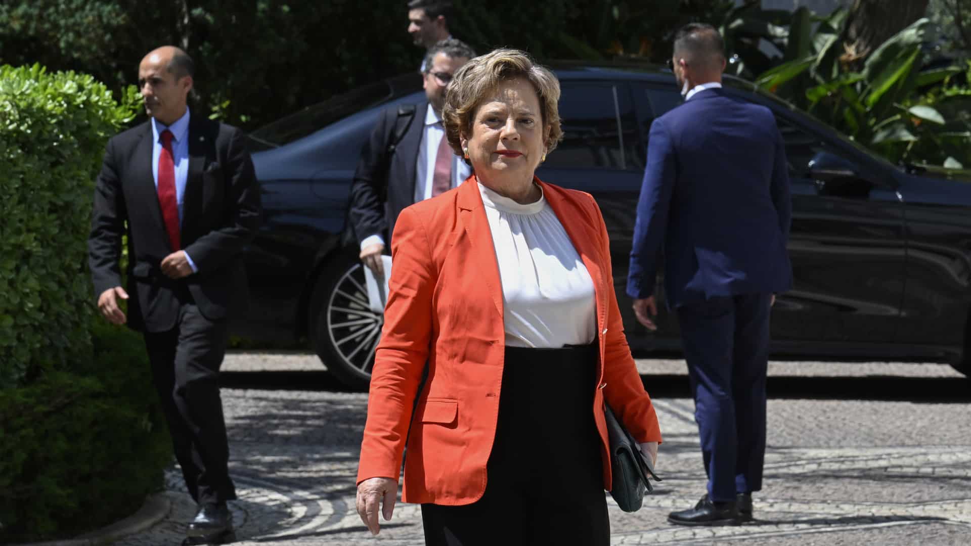 Le gouvernement vise à reprendre les négociations avec la GNR et la PSP en septembre.