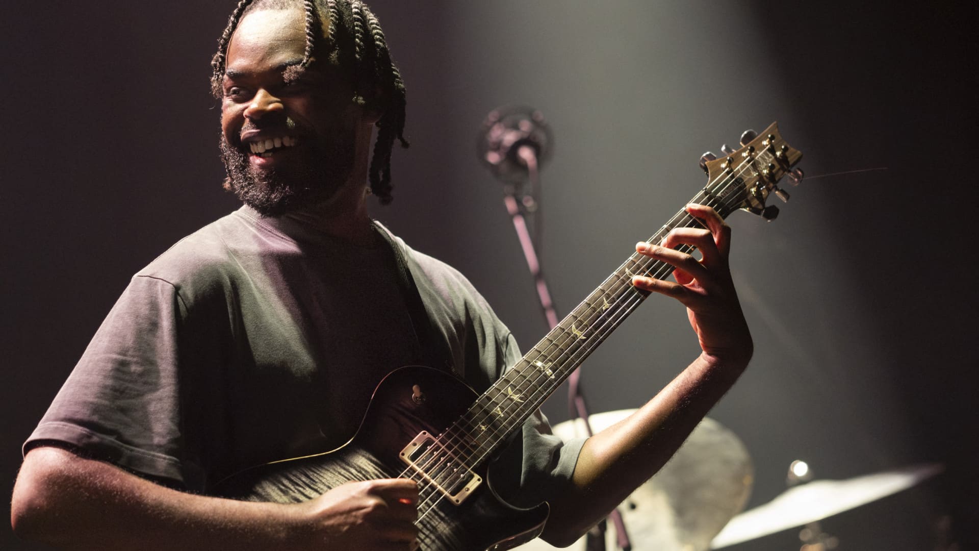 Le guitariste Mansur Brown ouvre les concerts du festival Matosinhos en Jazz