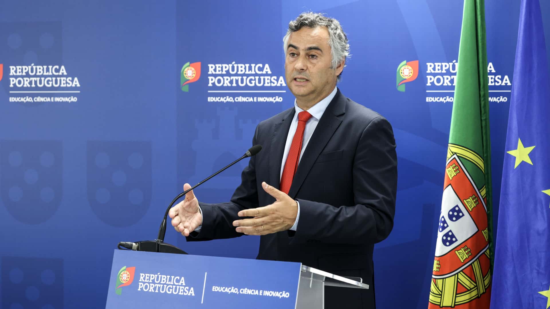 Le ministre assure que l'éducation sexuelle ne disparaîtra pas des programmes.