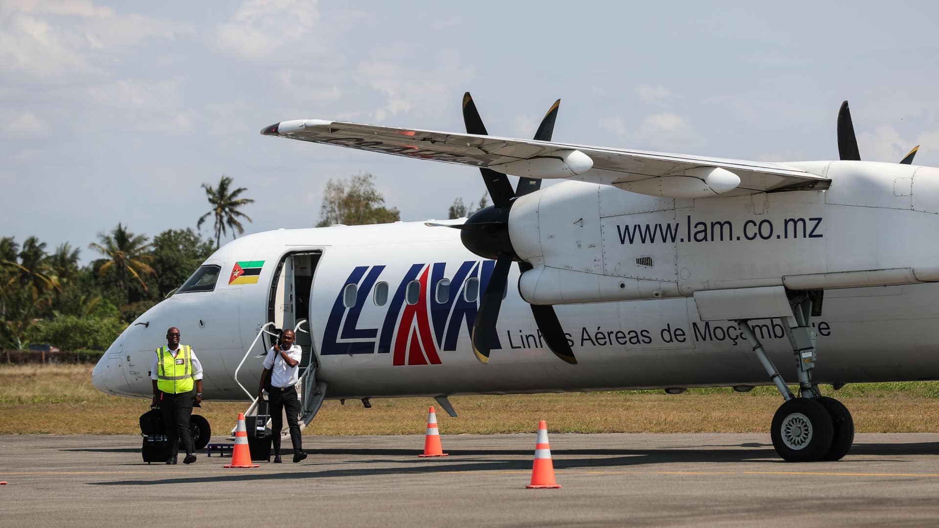 Le PR mozambicain déclare que le gestionnaire de la société d'État LAM va continuer dans la compagnie.
