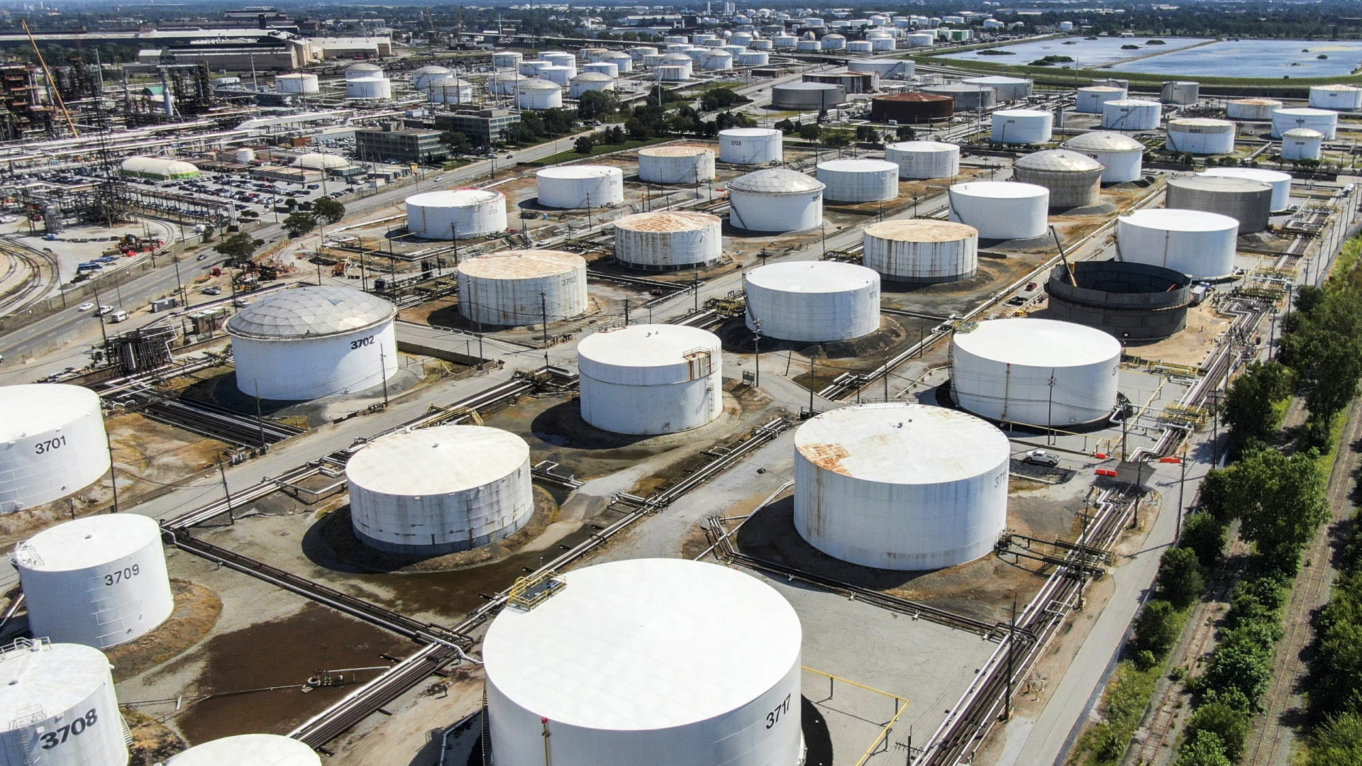 Le prix du Brent pour livraison en septembre baisse de 0,89 % à 67,11 dollars.