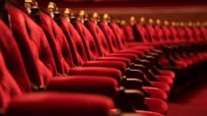 Le Théâtre Expérimental de Cascais présente la première de "O Encoberto" de Natália Correia.