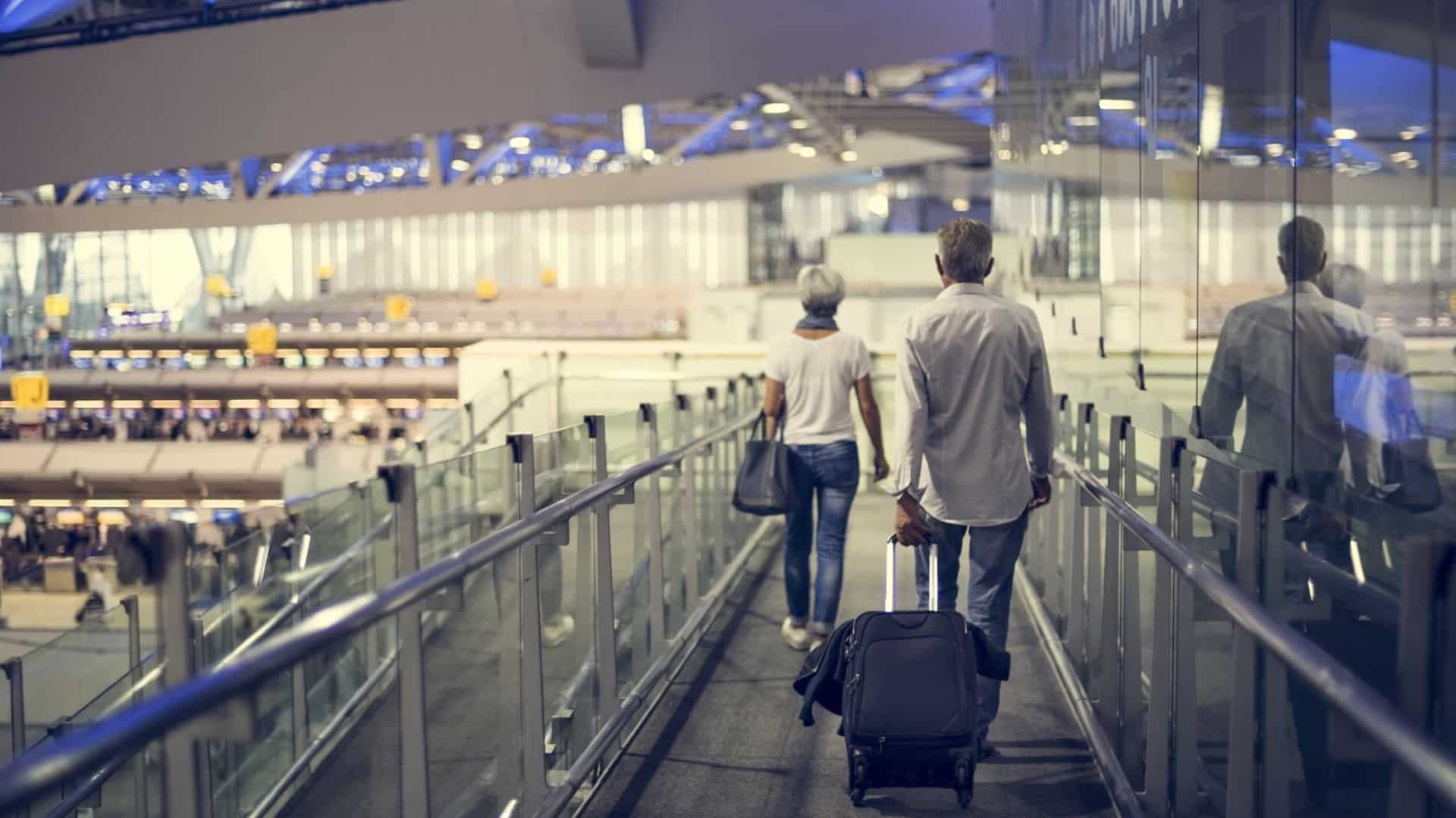 Le trafic de passagers dans les aéroports augmente de 4,8 % au 1er semestre.
