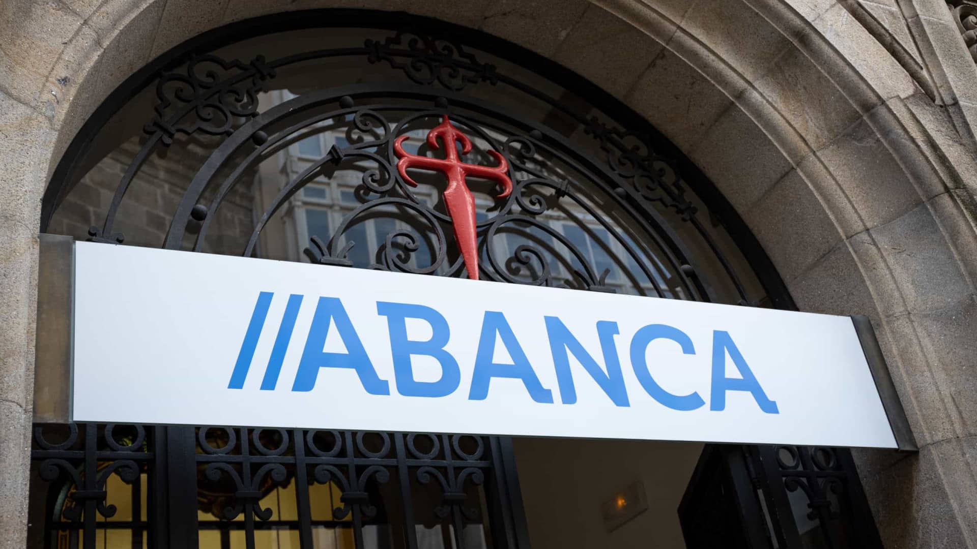 Les bénéfices du groupe Abanca augmentent de 3,7 % pour atteindre 427 ME au 1er semestre.