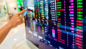 Les bourses européennes en hausse dans l'attente des négociations tarifaires.