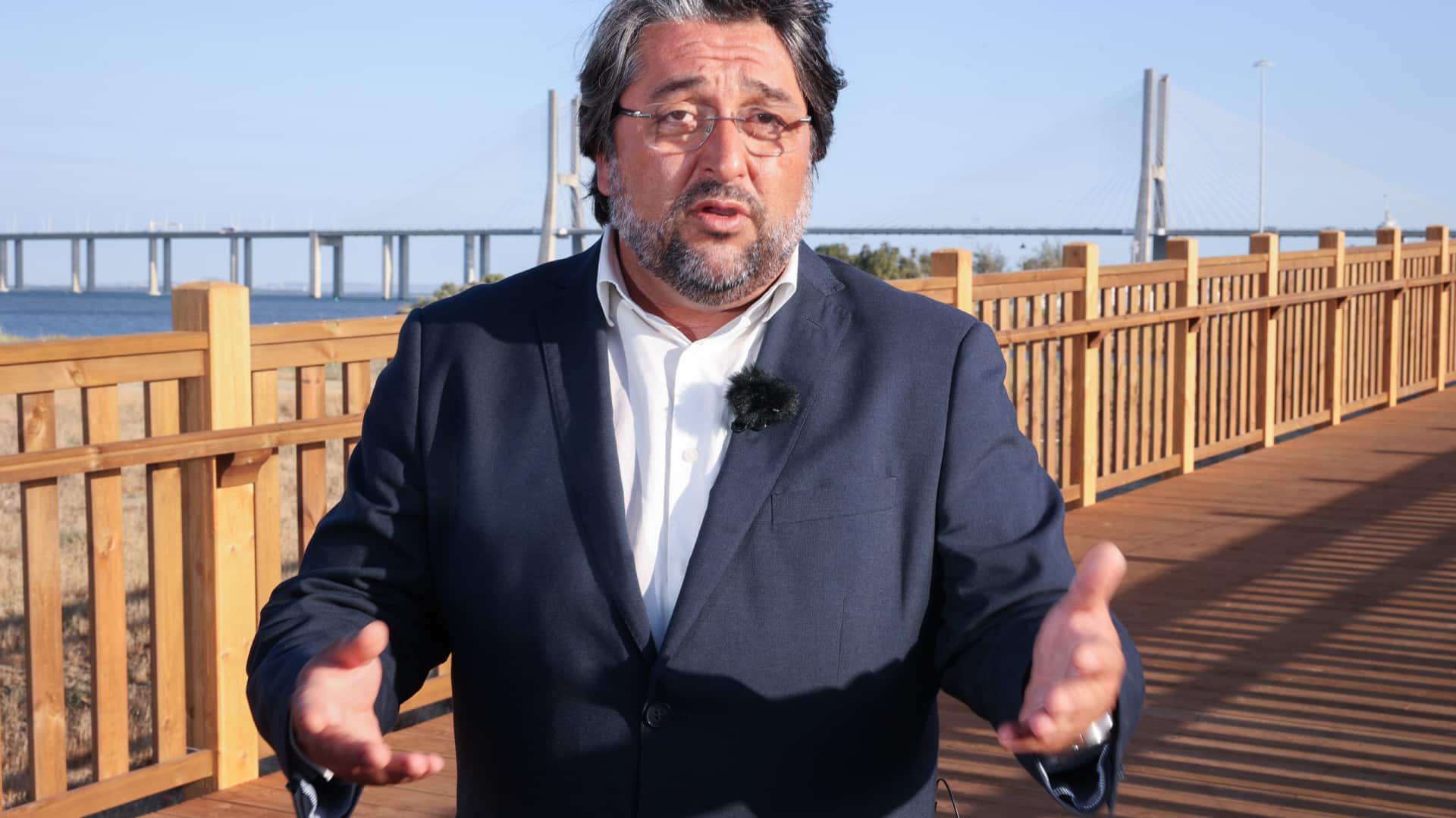 Les élus de la région métropolitaine de Lisbonne solidaires avec Loures.