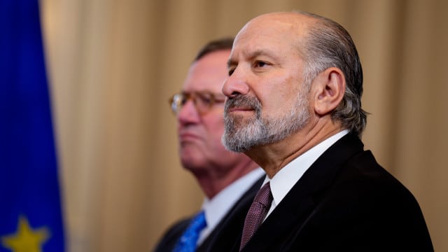 Secretário do Comércio dos EUA diz que pacto fortalecerá relação com UE