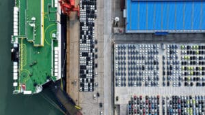 Les exportations de la Chine accélèrent en juin après une trêve dans la guerre avec les États-Unis.