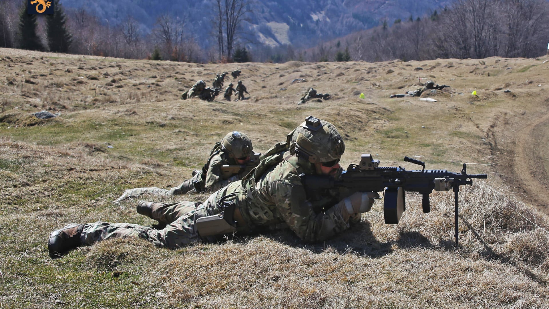 Les Forces Armées participent en partenariat avec la Garde Nationale de l'Illinois.