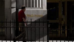 Les pharmaceutiques entraînent Wall Street dans le 'rouge'.
