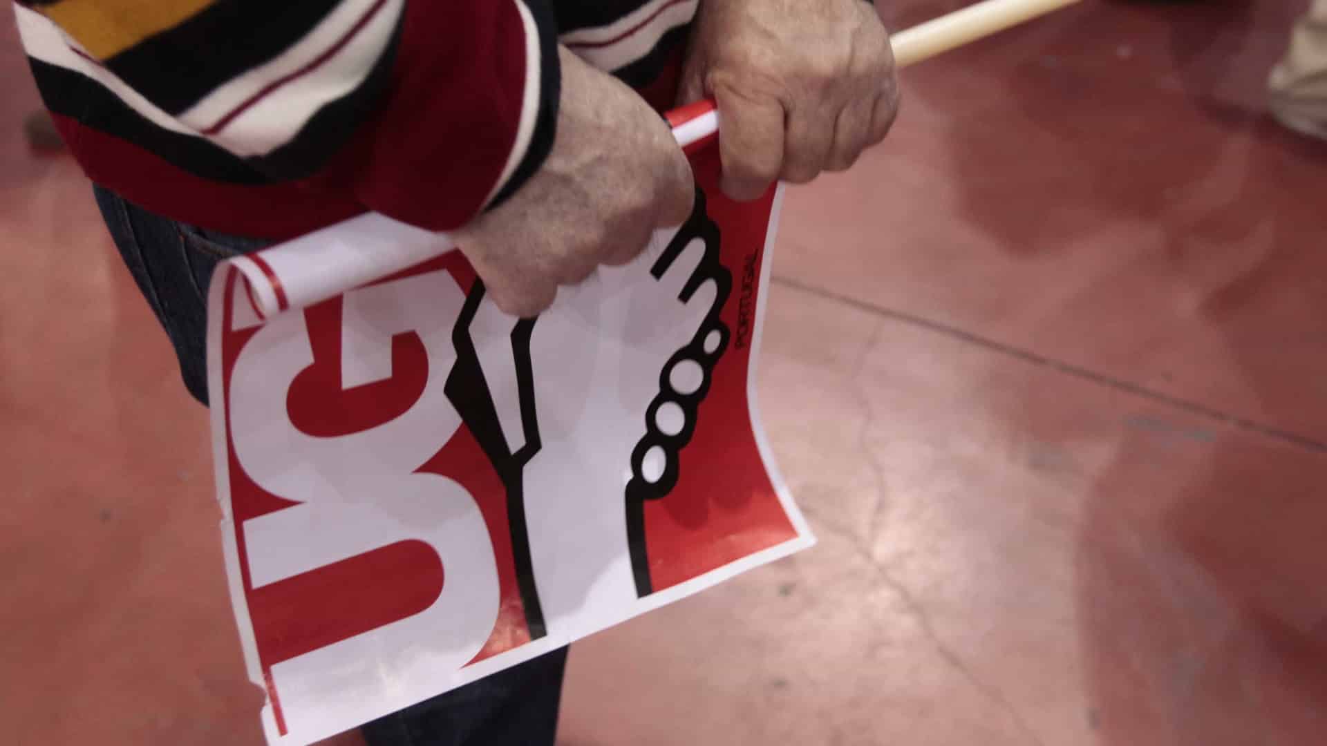 Les syndicats de l'UGT veulent une grille unique pour les banquiers en activité et à la retraite.