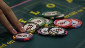 Les transactions suspectes dans les casinos de Macao ont diminué de 14,9 % au cours de la première moitié de l'année.