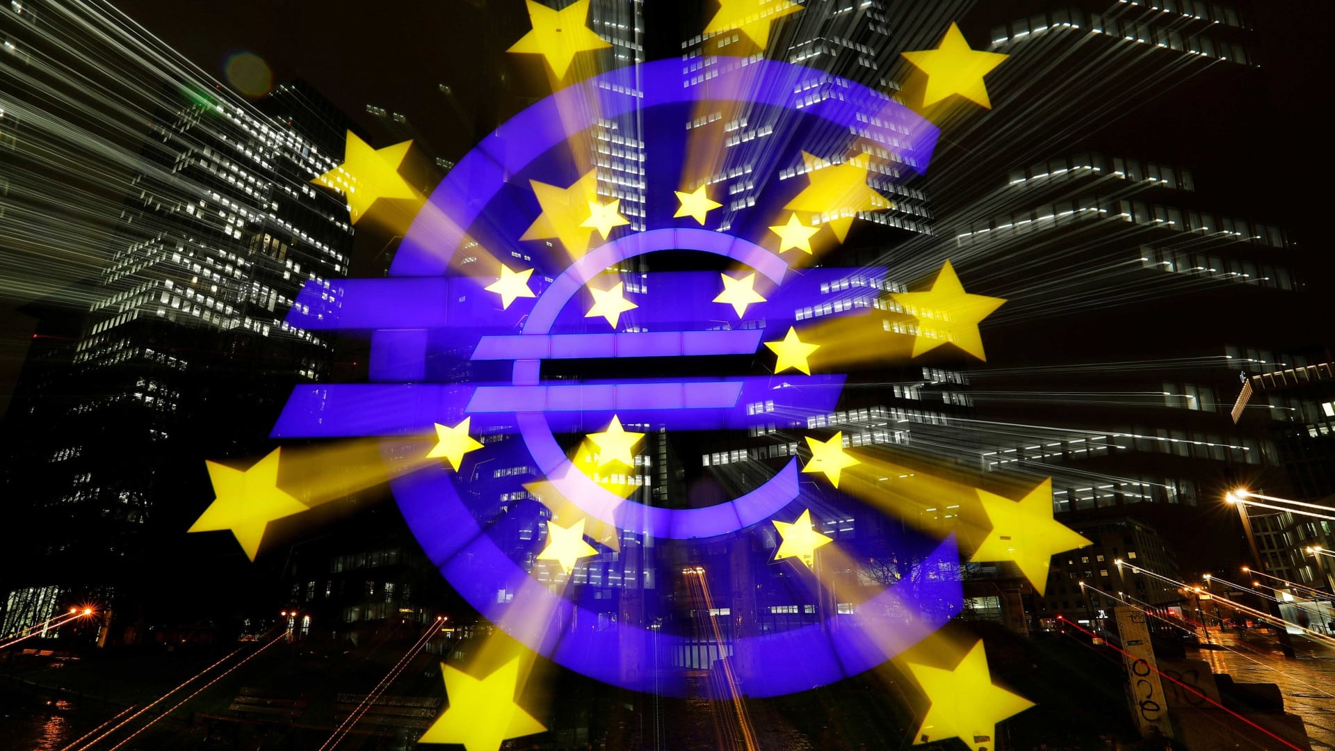 L'Eurogroupe défend la retenue, mais admet une exception pour les dépenses de Défense.