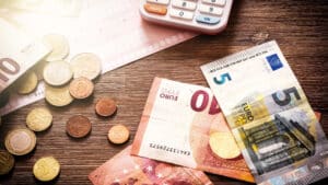 L'investissement dans la Défense pèse sur les finances publiques, disent les économistes.