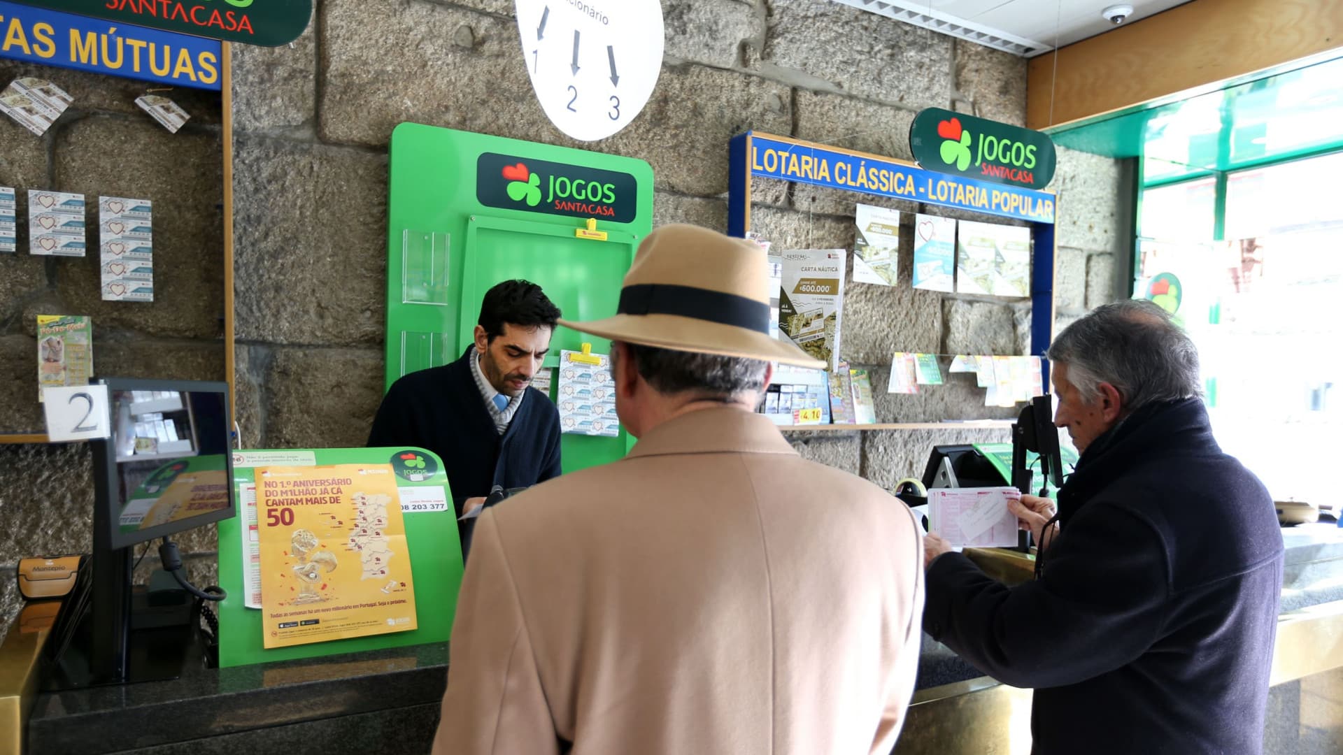 'M1LHÃO' passe de hebdomadaire à mensuel (et maintient un prix de 1 million d'euros)