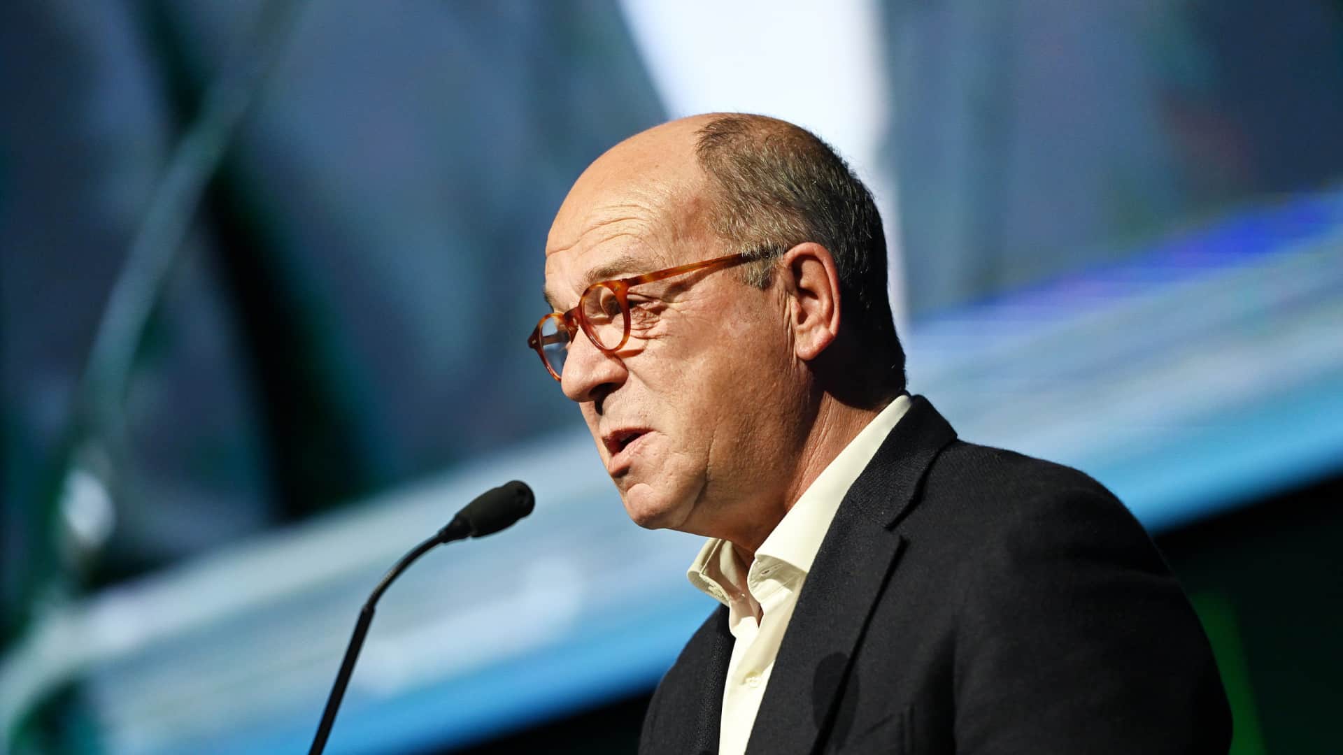 Marcelo félicite Carreiras et demande aux entreprises des projets d'inclusion.
