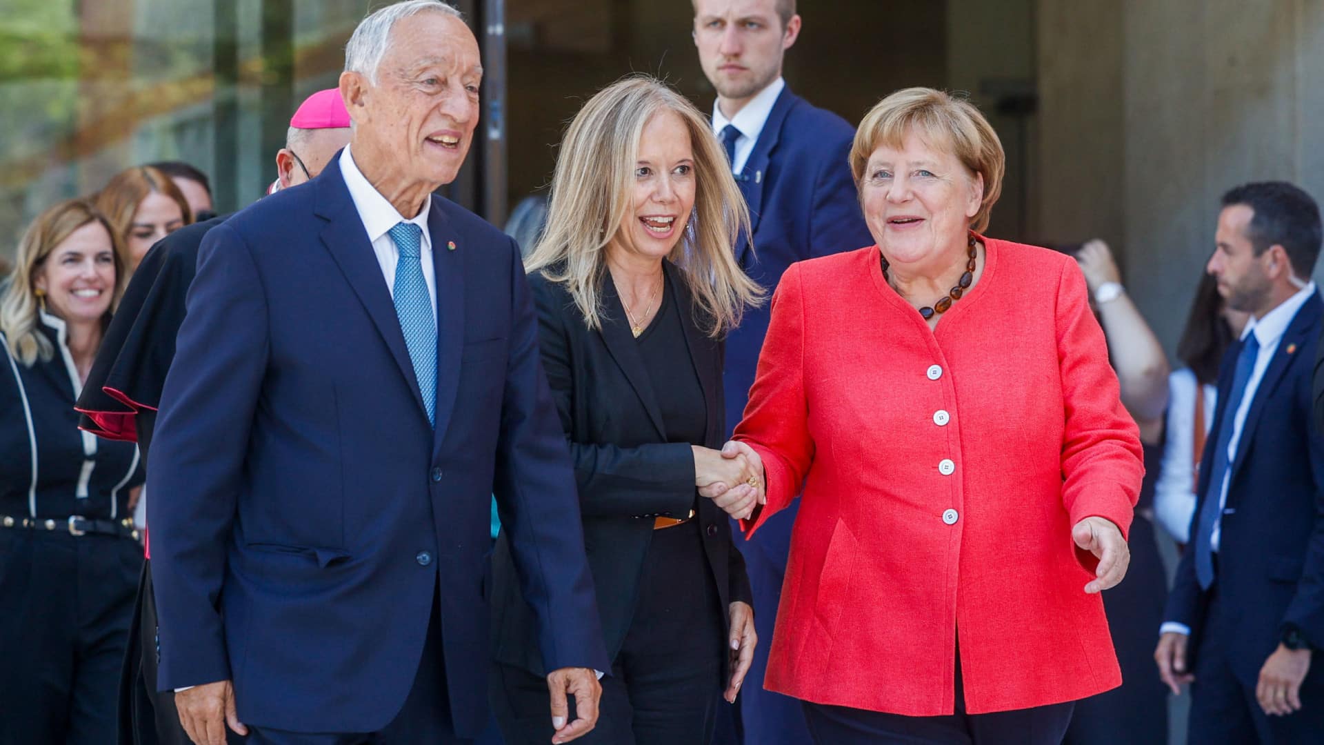 Marcelo loue la "position inébranlable sur les migrations" de Merkel.