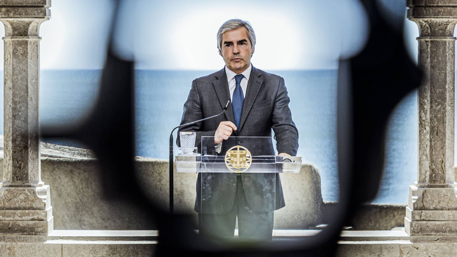 Melo admet que l'État doit investir dans les héliports pour les urgences.