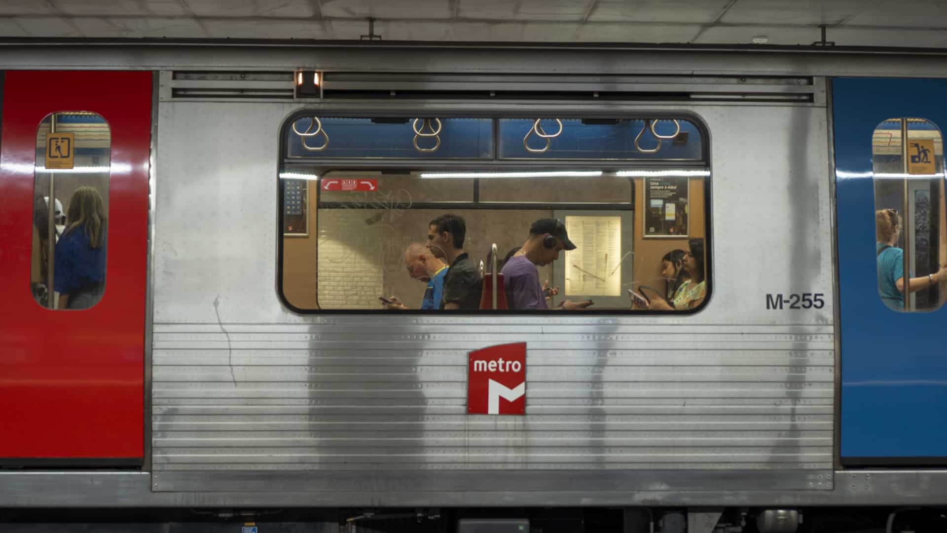 Métro de Lisbonne avec 4 propositions pour le marché de la ligne Odivelas-Loures