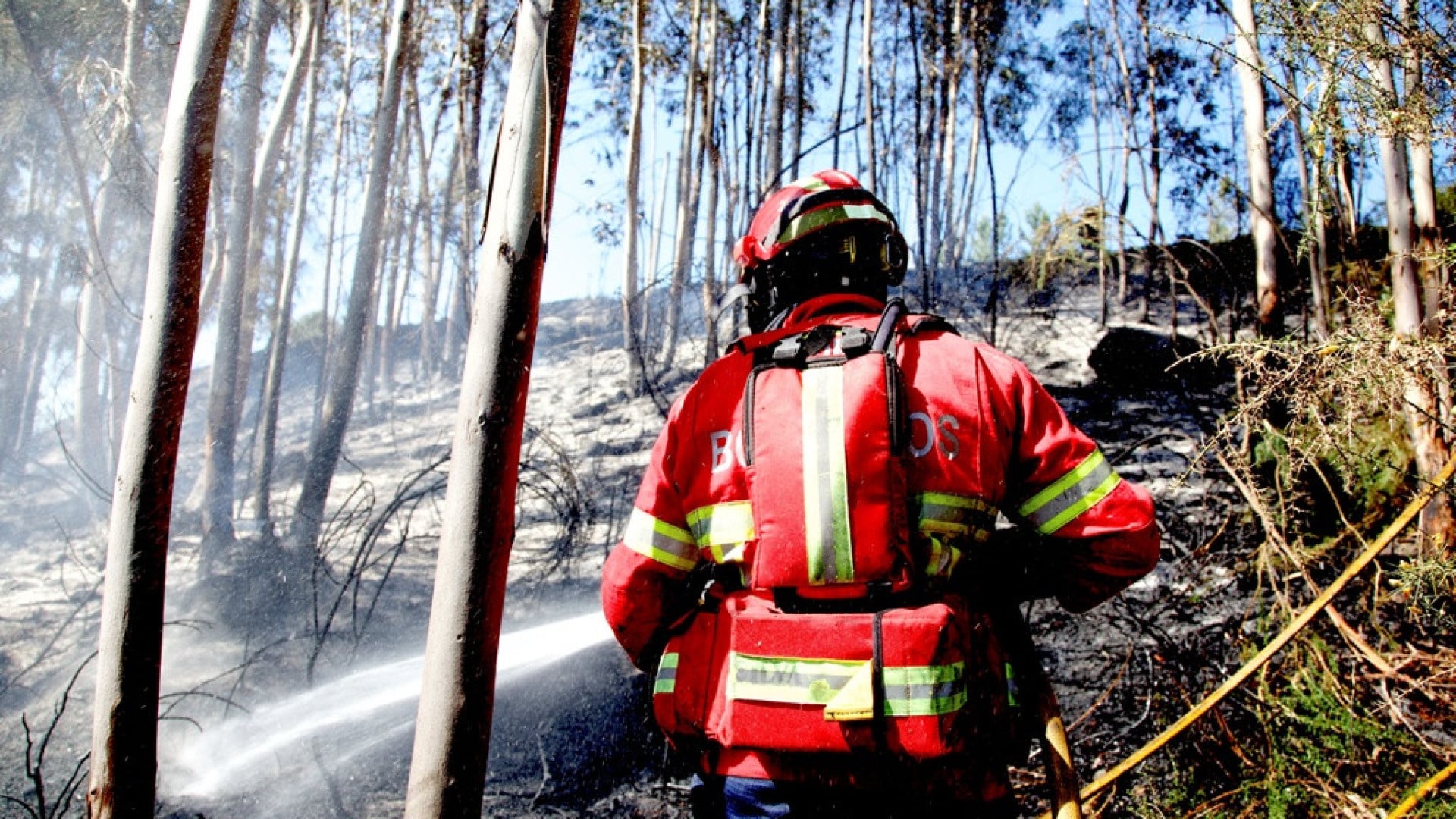 Plus de 20 municipalités de quatre districts en danger maximal d'incendie