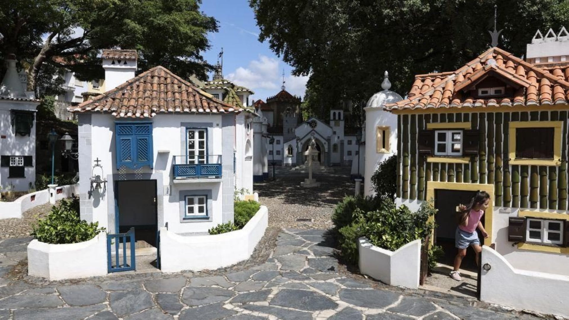 Portugal dos Pequenitos lance un concours pour l'architecture à échelle réduite