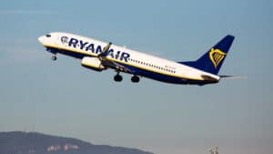 Ryanair a plus que doublé ses bénéfices. Elle a atteint 820 millions d'euros.