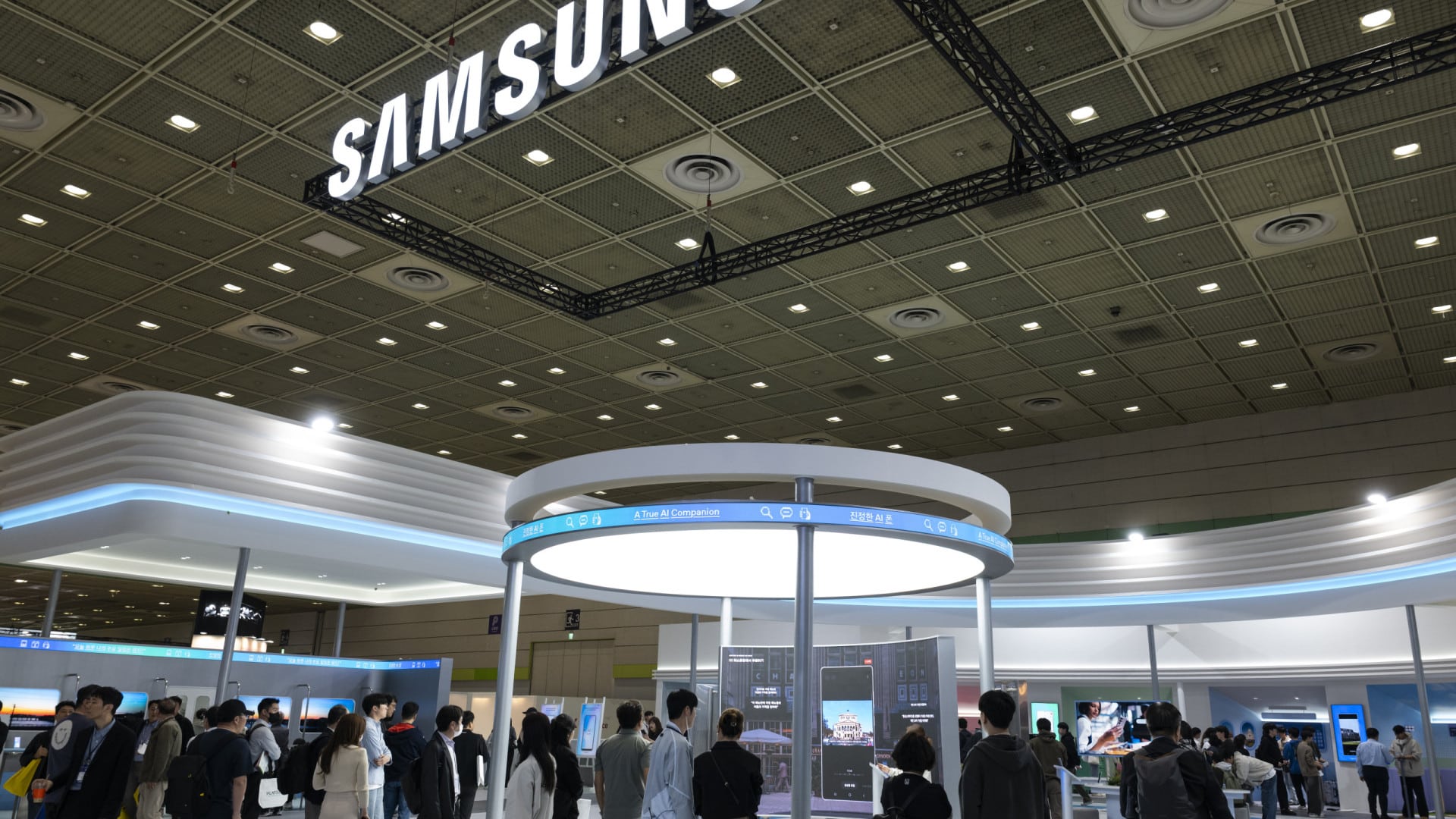 Samsung prévoit une baisse de 55,9% du bénéfice opérationnel au deuxième trimestre.