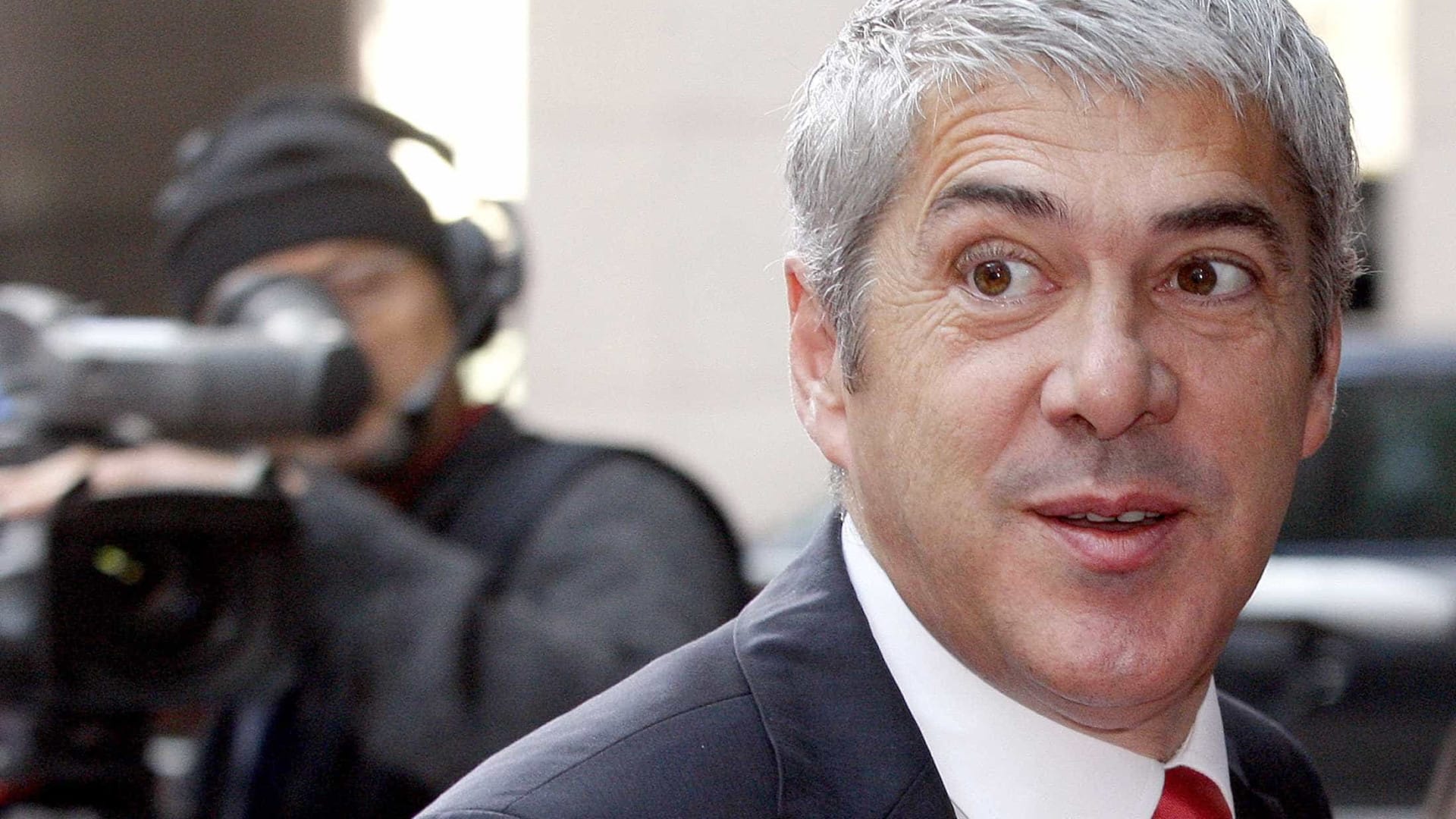 Sócrates est déjà arrivé au Campus de Justice. "Ils me forcent à venir ici encore une fois."