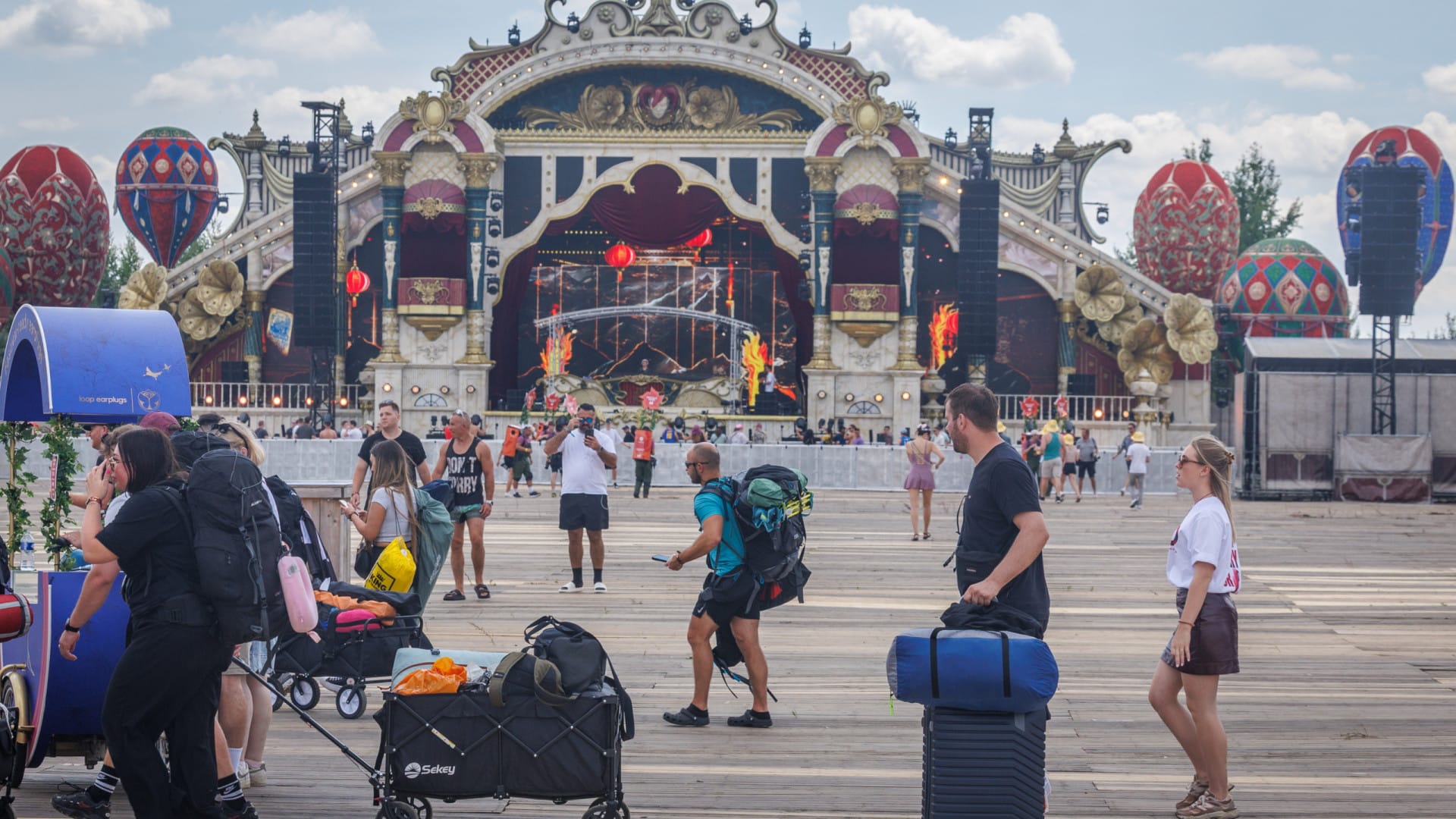 Tomorrowland ; Des centaines de Portugais soutiennent le DJ Diego Miranda