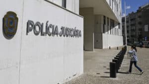Un suspect arrêté pour avoir tenté de tuer un homme après une dispute à Porto.