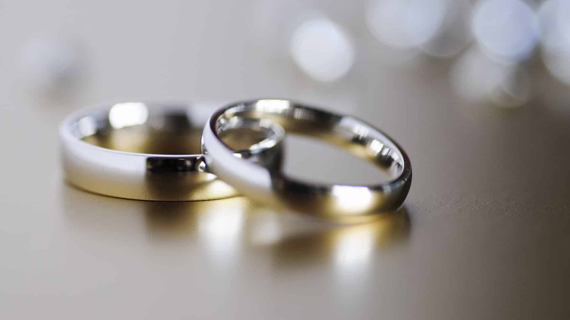 Une fille se marie avec son père de 95 ans à Celorico de Basto. Les frères portent plainte.