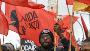 Vida Justa exige au gouvernement un programme pour répondre à la crise du logement.