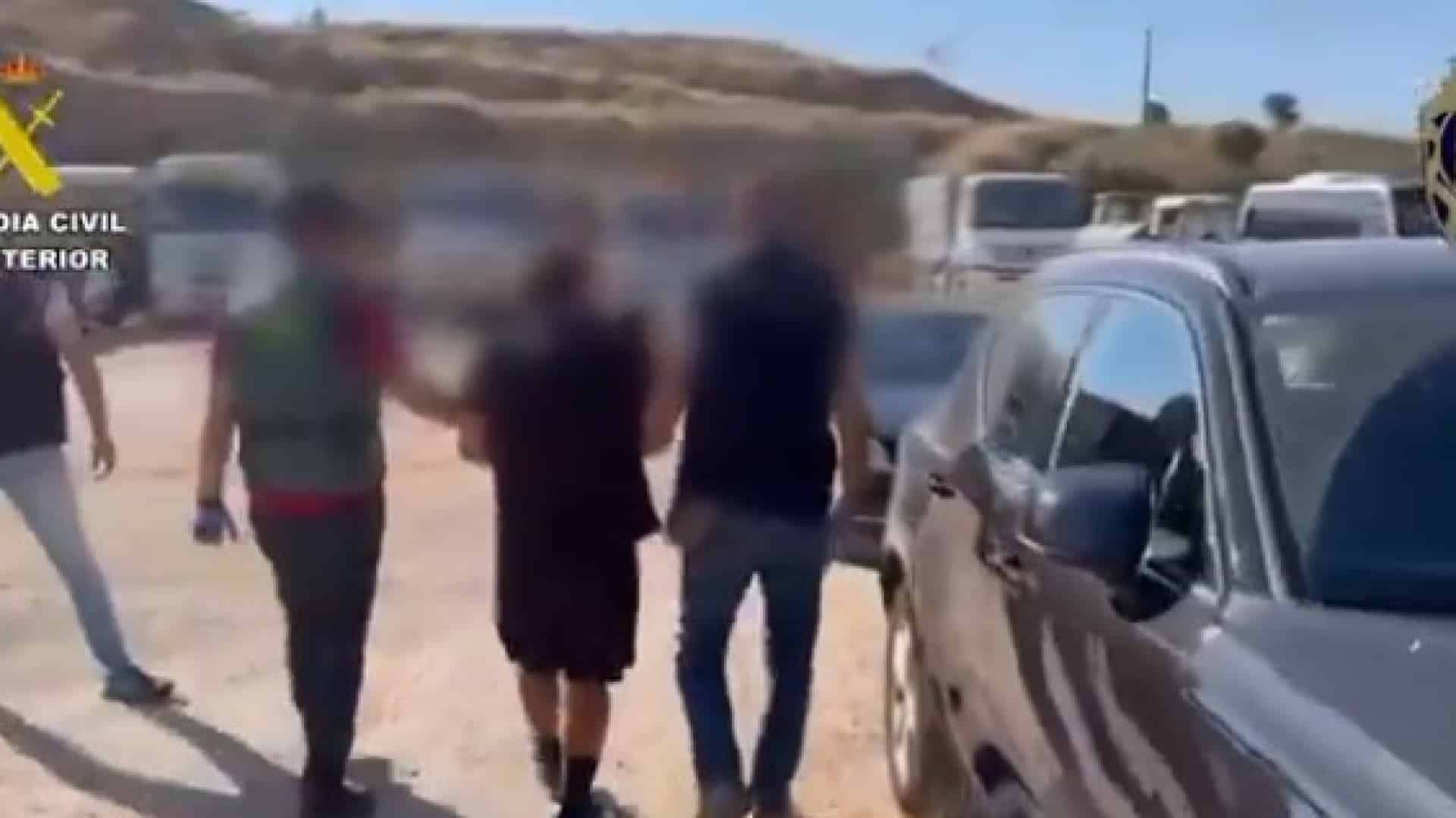 Vidéo. Les réseaux sociaux préparent "un fugitif dangereux" attrapé au Portugal.