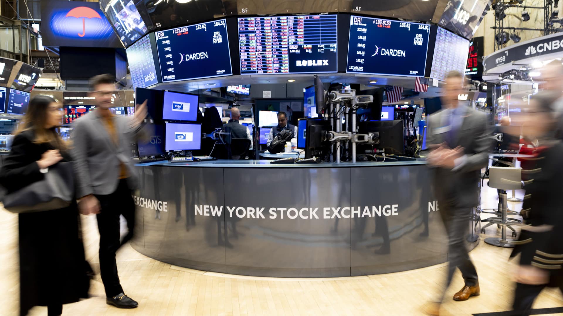 Wall Street ouvre en baisse avec des inquiétudes dues aux tarifs